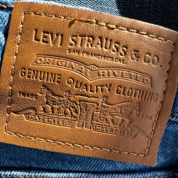 Levi’s ribcage crop boot size 30 - Picture 3 of 7